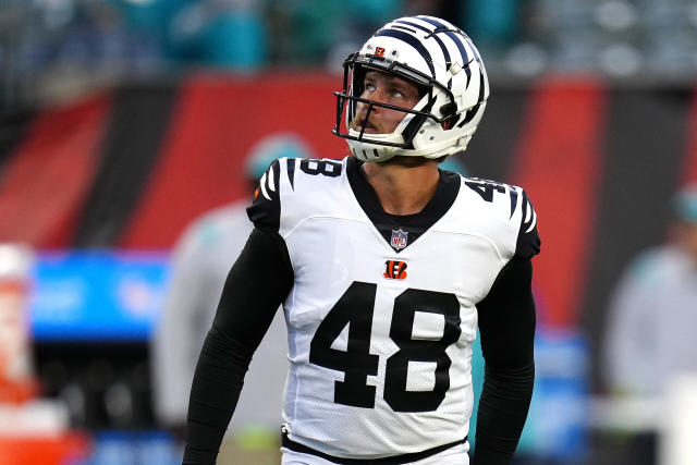 Bengals sign long snapper after injury in opener