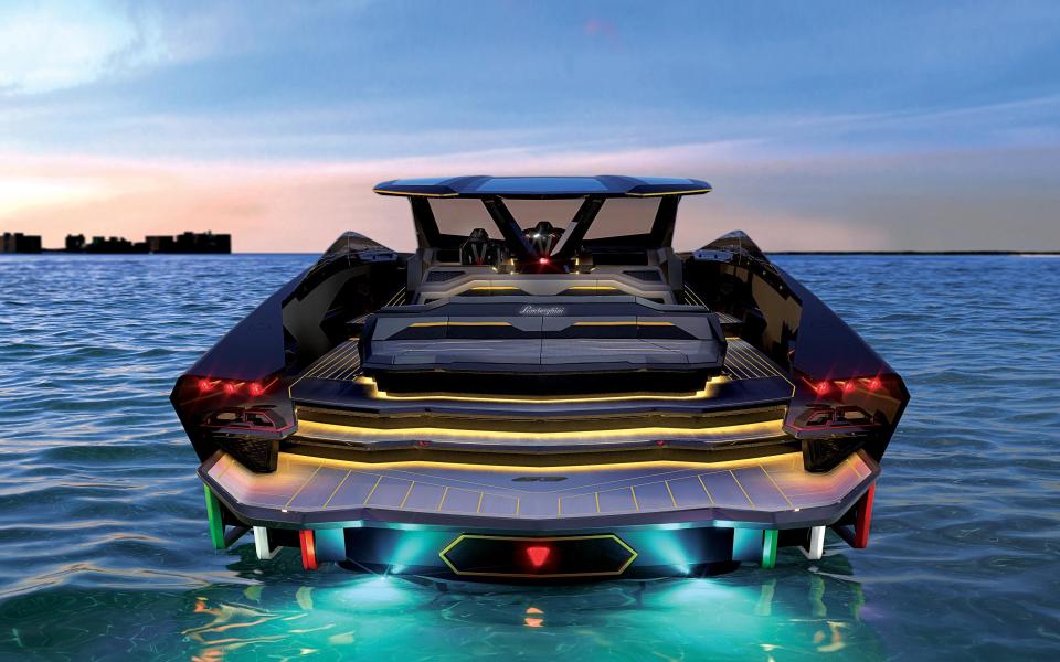 The stern of the new Tecnomar for Lamborghini