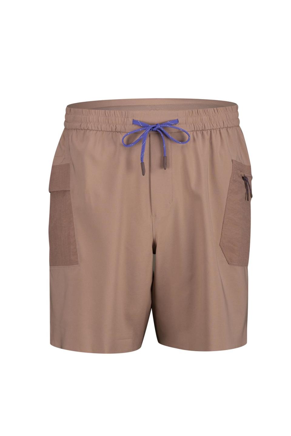 男款Hiking防水短褲，NT$ 3,480 lululemon。（lululemon 提供）