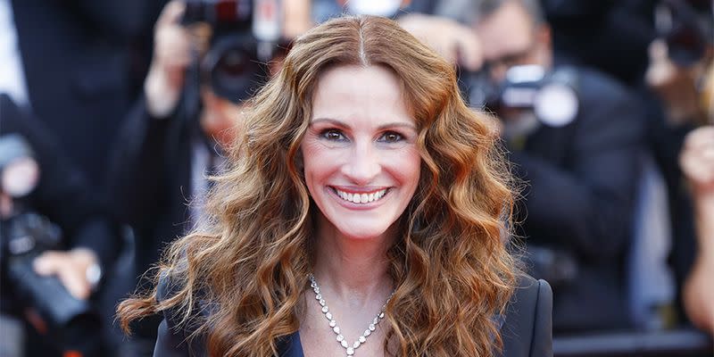 julia roberts lors du festival de cannes le 19 mai 2022 photo by laurent koffelgamma rapho via getty images