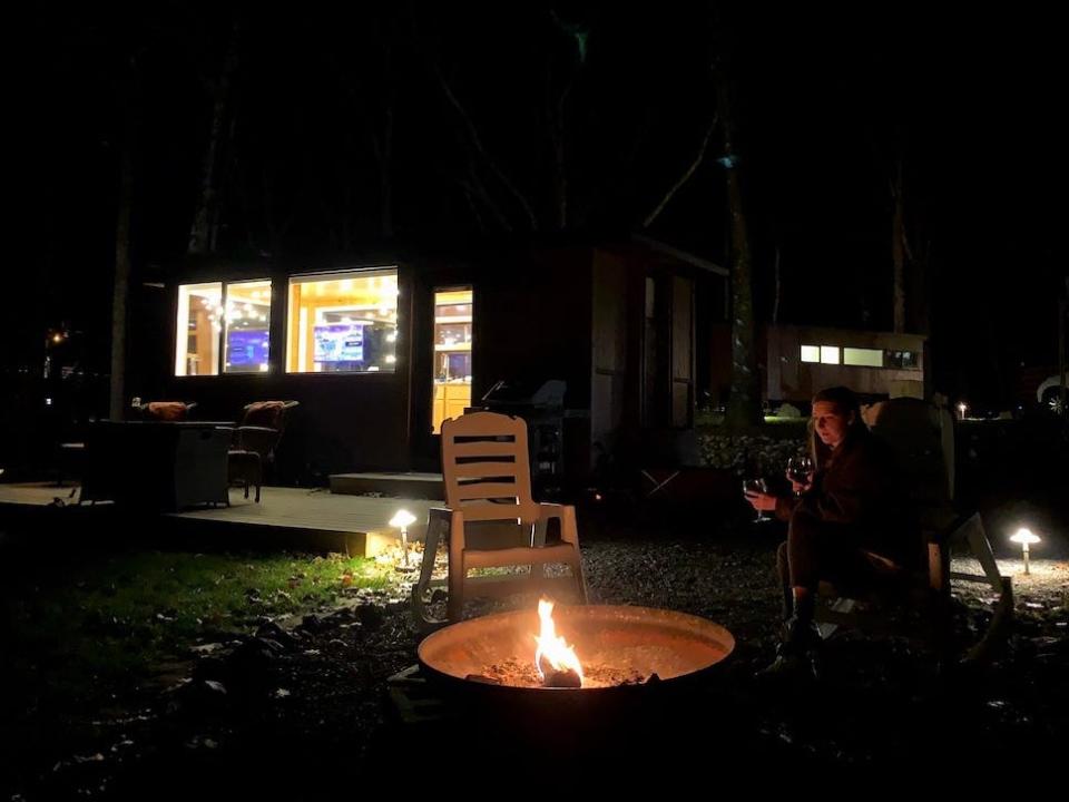 campfire_tinyhouse