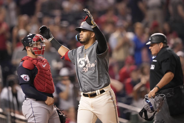 Josh Bell celebrates homecoming with a bang in Guardians' 4-3 win over  Nationals 