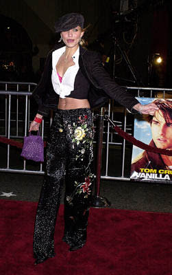 Cameron Diaz at the Hollywood premiere of Vanilla Sky