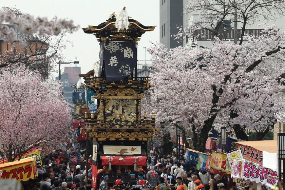 Experience of Inuyama Festival with the Castle and SAKURA Views. (Photo: KKday SG)