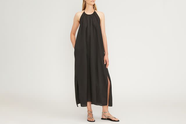 <p>Everlane</p>