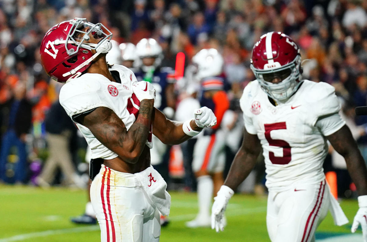 College football scores, results: Alabama survives Auburn, Michigan topples  Ohio State yet again