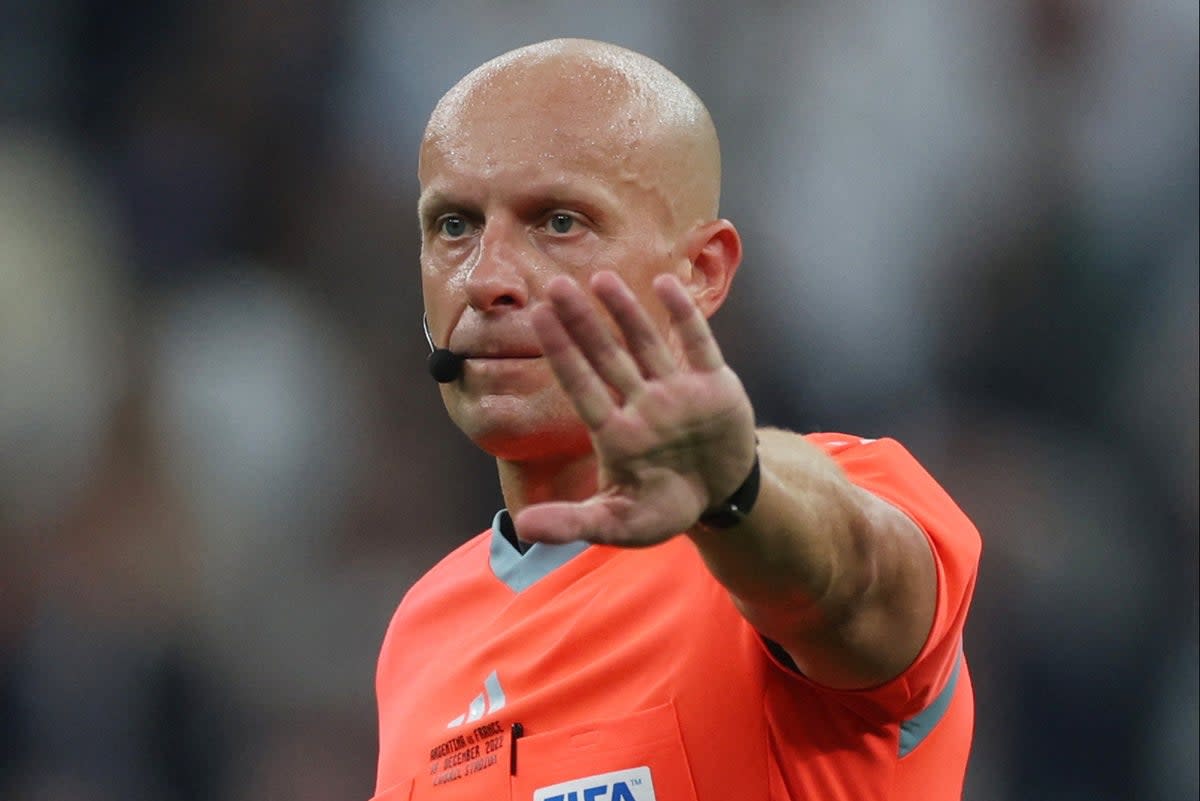 Referee: Szymon Marciniak  (REUTERS)