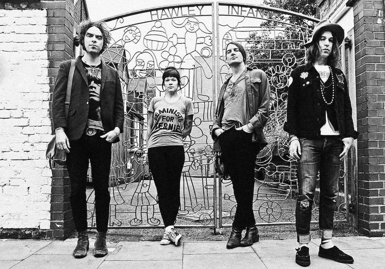 New Music: The Dandy Warhols – "Thick Girls Knock Me Out (Richard Starkey)"