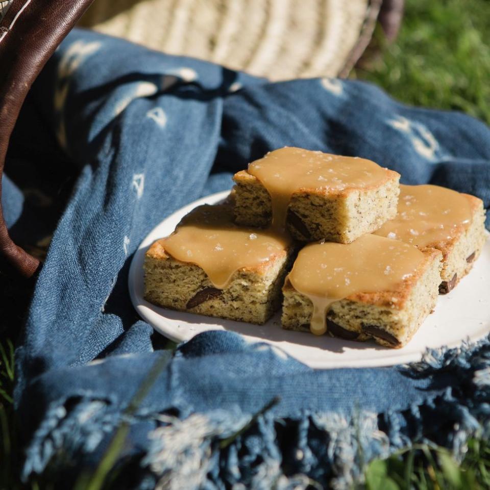 Banana Bread Bars with Salted-Toffee Icing