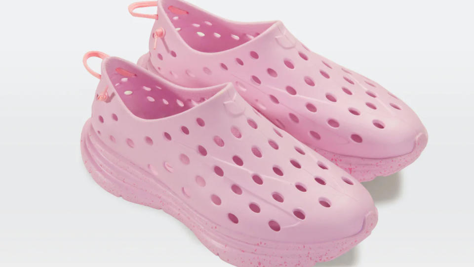 Kane Revive Shoe in Bubblegum/Pink Speckle.