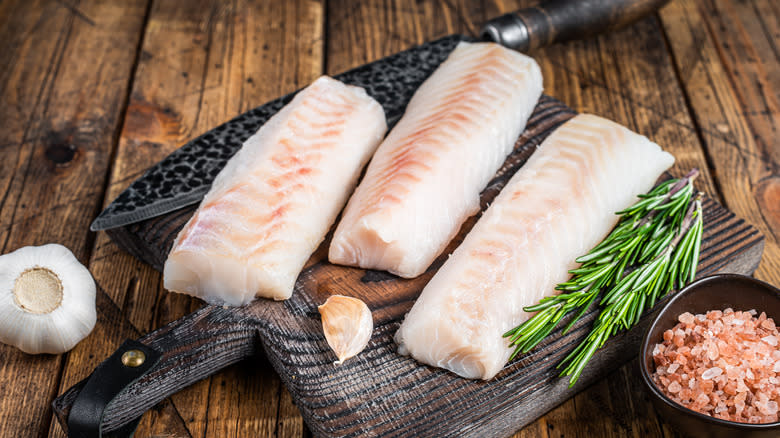 catfish fillets raw