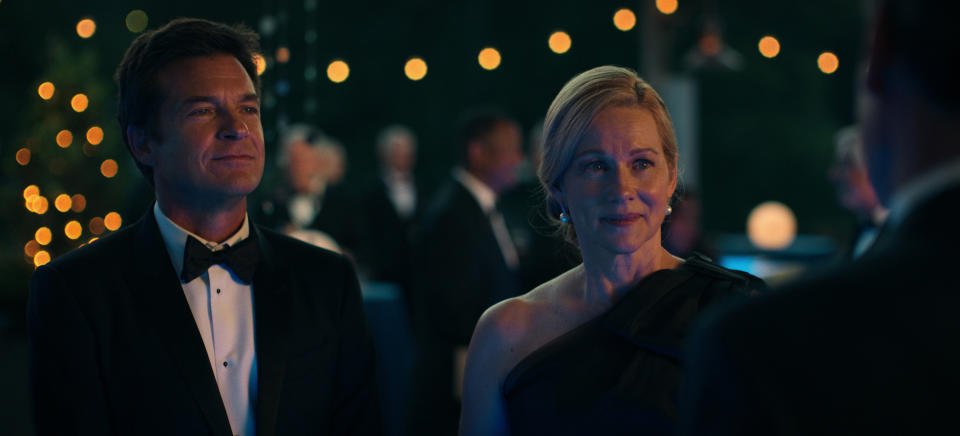 Ozark. (L to R) Jason Bateman as Marty Byrde, Laura Linney as Wendy Byrde in Season 4 Part 2 Episode 7 of Ozark. Cr. Courtesy of Netflix Â© 2022