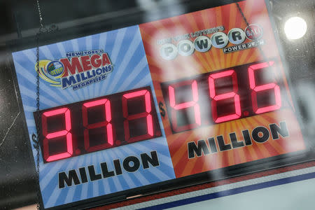 The Powerball prize displays at a store in New York City, U.S., March 17, 2017. REUTERS/Jeenah Moon