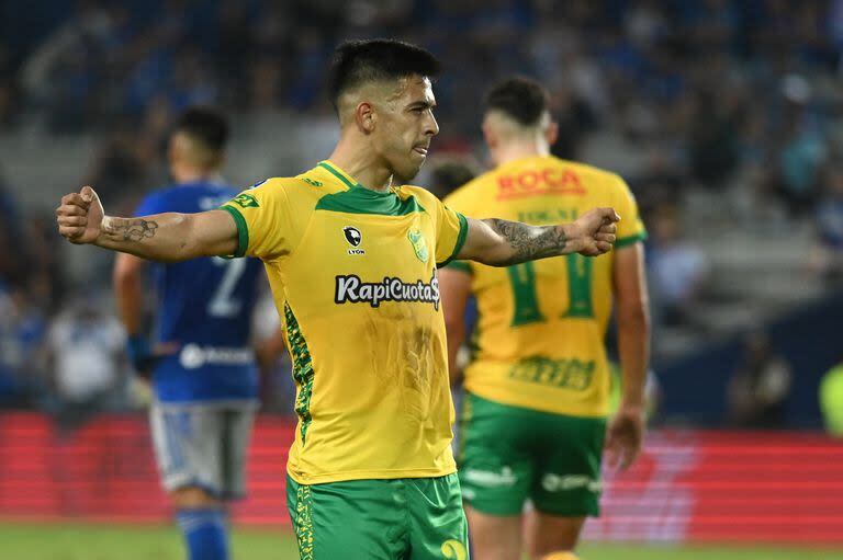 Nicolás Uvita Fernández, la llave del gol de Defensa y Justicia; el delantero brilla en Florencio Varela