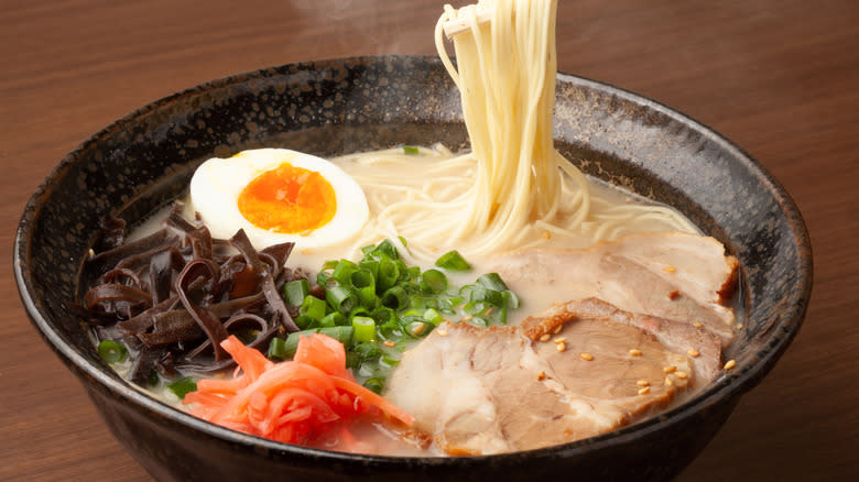 tonkotsu ramen