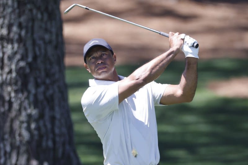 Tiger Woods ha tenido problemas en torneos recientes debido a sus persistentes problemas en la pierna y la espalda.  Foto de archivo por Tannen Murray/UPI