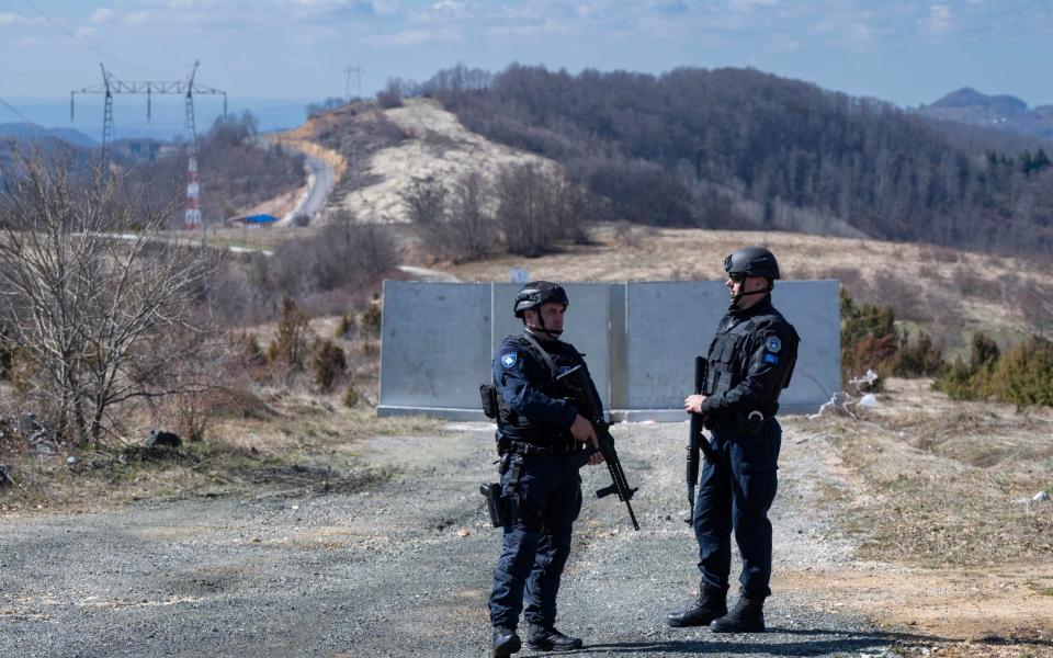 Kosovo police