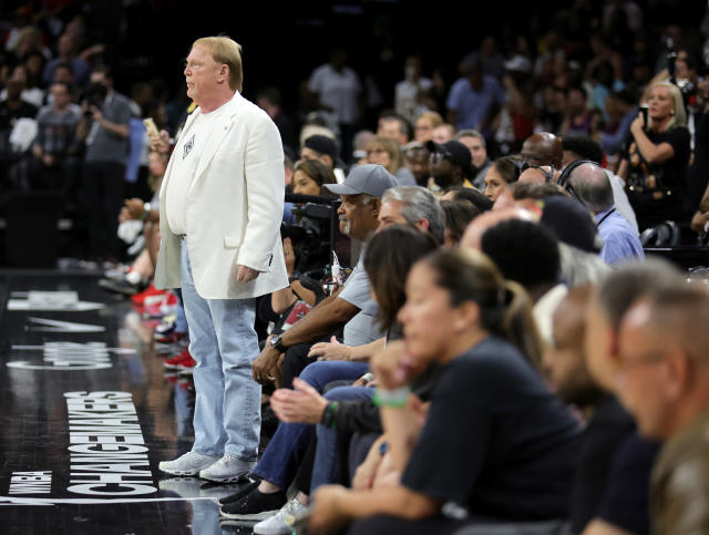 Las Vegas Aces owner Mark Davis's hilarious viral dance moves