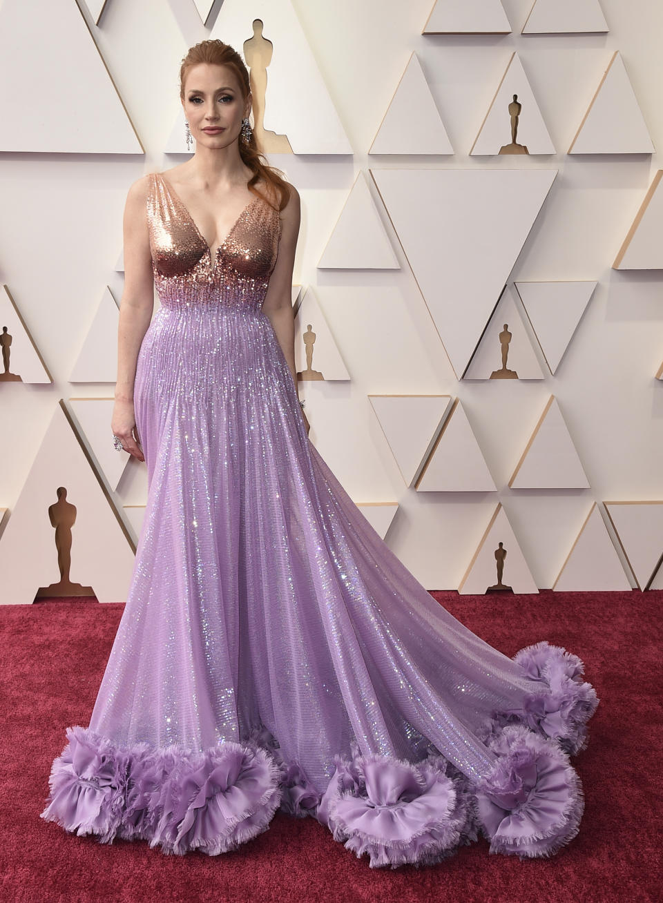 Jessica Chastain llega a los Oscar el 27 de marzo de 2022 en el Teatro Dolby en Los Angeles. (Foto Jordan Strauss/Invision/AP)