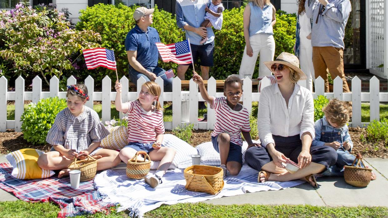 family celebrating 4th of july