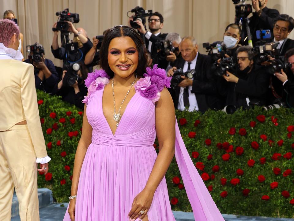 Mindy Kaling attends the 2022 Met Gala.