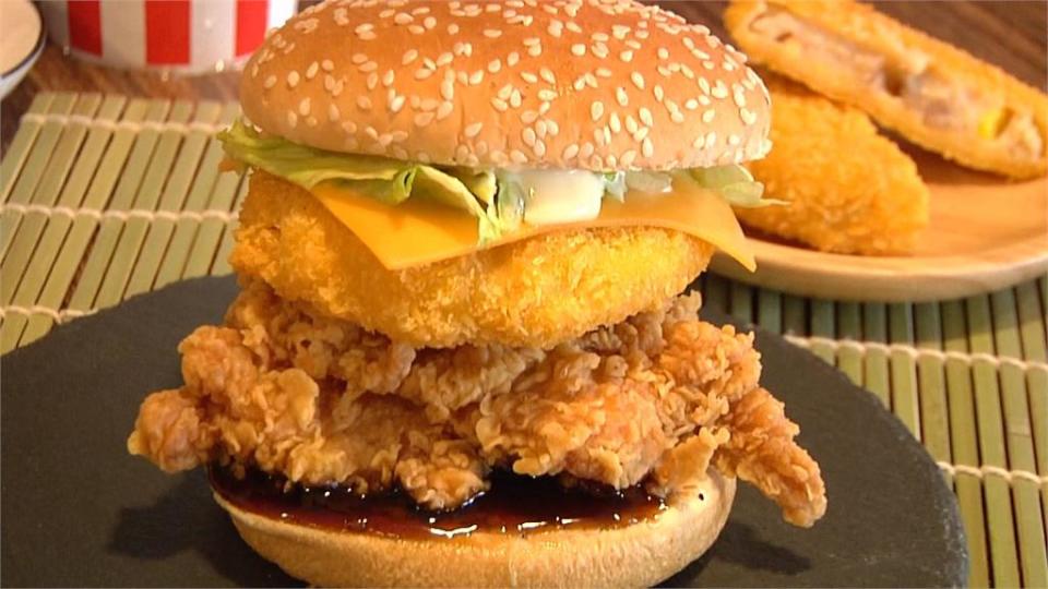美式速食店搶攻哈日族味蕾　新漢堡「可樂餅+雞腿排」