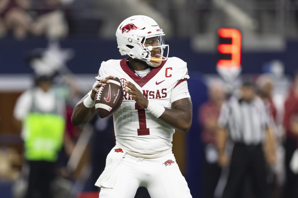 Arkansas quarterback KJ Jefferson (1) looks for an open receiver during the first half of the team's NCAA college football game against Texas A&M on Saturday, Sept. 24, 2022, in Arlington, Texas. (AP Photo/Brandon Wade)