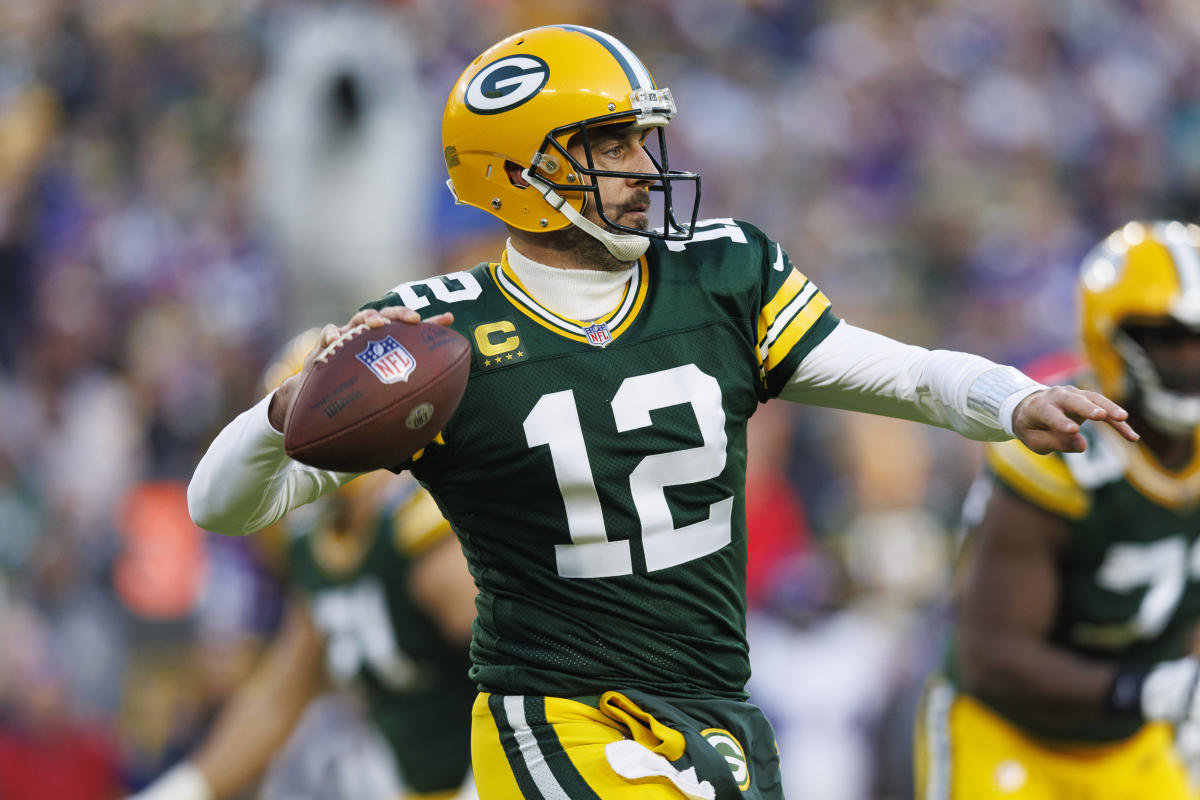 New York Jets officials are flying to meet with Aaron Rodgers in person -  Acme Packing Company