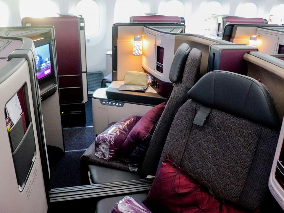 Qatar Airways Boeing 787-9 Dreamliner Business Class - Qatar Airways Flight 2021