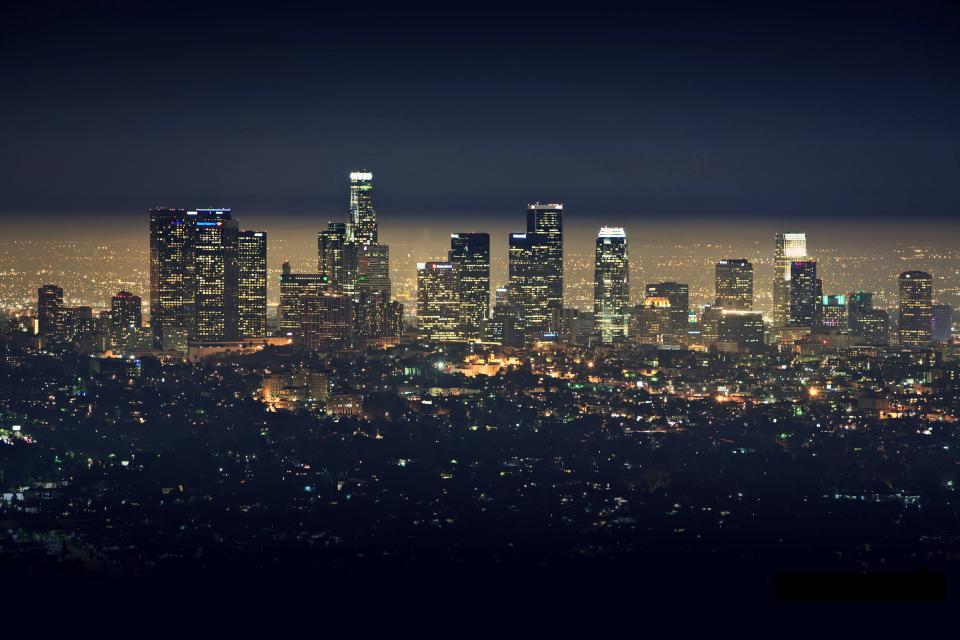 Im Nachthimmel von Los Angeles war kein Meteorit zu sehen – es handelte sich um einen Filmdreh. (Symbolbild: Eric Lo/Getty Images)