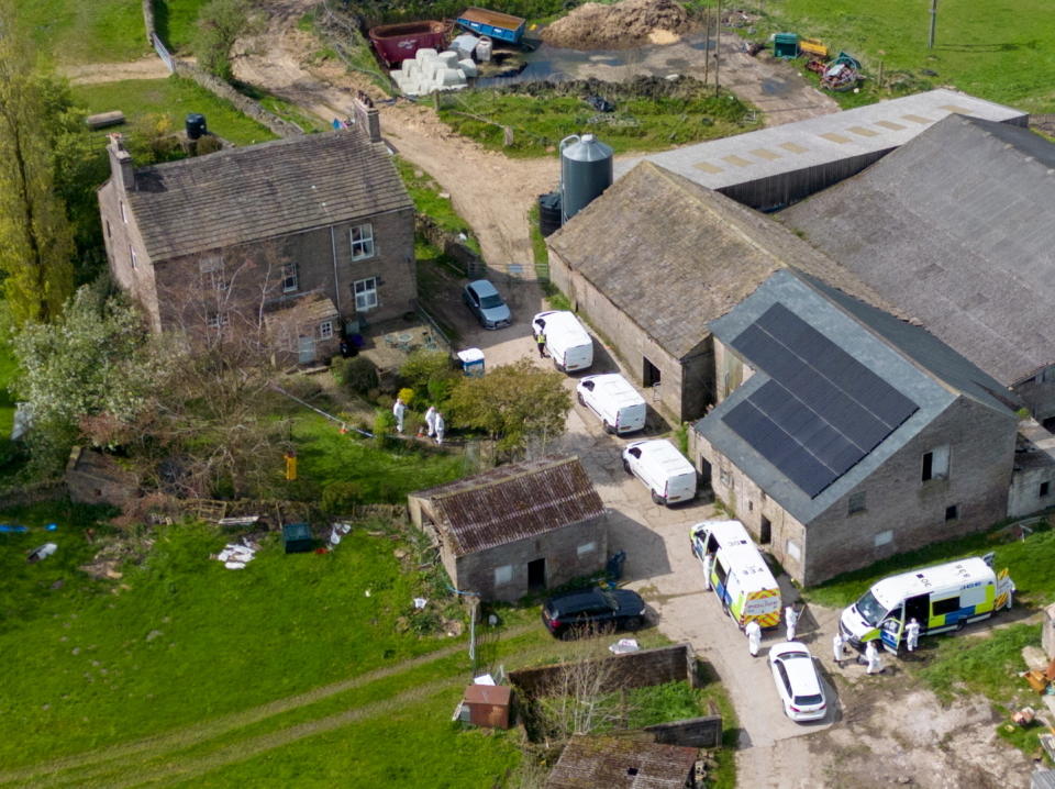 Police forensics at Mosley Hall Farm, Whaley Bridge, after a man was arrested on suspicion of murder following a suspected break in at the farm. May 2, 2024.  Release date â€“ May 2, 2024.  A farmer is today (Thurs) being quizzed by murder detectives after a suspected burglar was shot dead and a second injured during a break-in at a remote farm.  The man was held on suspicion of murder and attempted murder after police were called to reports of a burglary in Whaley Bridge, Derbs., at 1.20am on Wednesday.  Police said they found a man with fatal gunshot wounds at the scene in Eccles Road in the Peak District town.  A second man, who was found with a gunshot wound in the same road, was rushed to hospital and since arrested on suspicion of aggravated burglary.  A third suspect was arrested around two miles away by armed cops who swooped on a car on the A6 in nearby Chapel-en-le-Frith.  Footage on social media appeared to armed officers pulling over a white BMW car near a set of traffic lights.   A police cordon remains in place at two houses in Eccles Road and police say they will stay there for some time while investigations continue. 

 