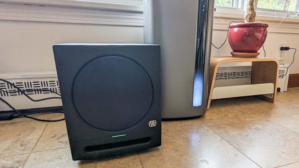 Presonus Eris 8BT in situ