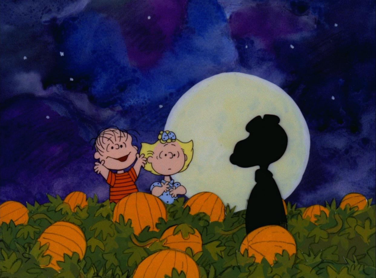 "IT'S THE GREAT PUMPKIN, CHARLIE BROWN" - The Peanuts gang celebrates Halloween, with Linus hoping that he will finally be visited by The Great Pumpkin.