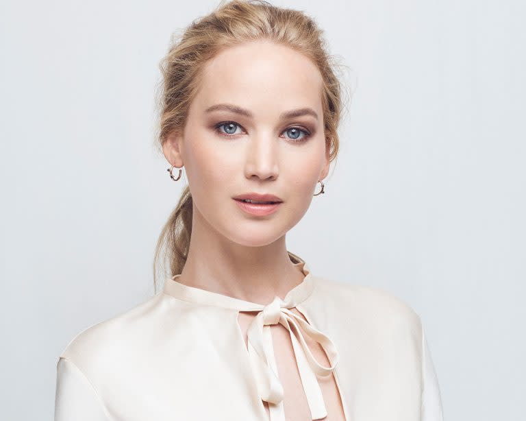 jennifer lawrence amazon registry wedding