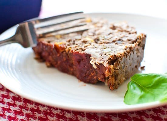 <strong>Get the <a href="http://www.keepitsimplefoods.com/vegetarian/meatless-monday-meat-loaf/" target="_hplink">Lentil Loaf recipe from Keep It Simple Foods</a></strong>