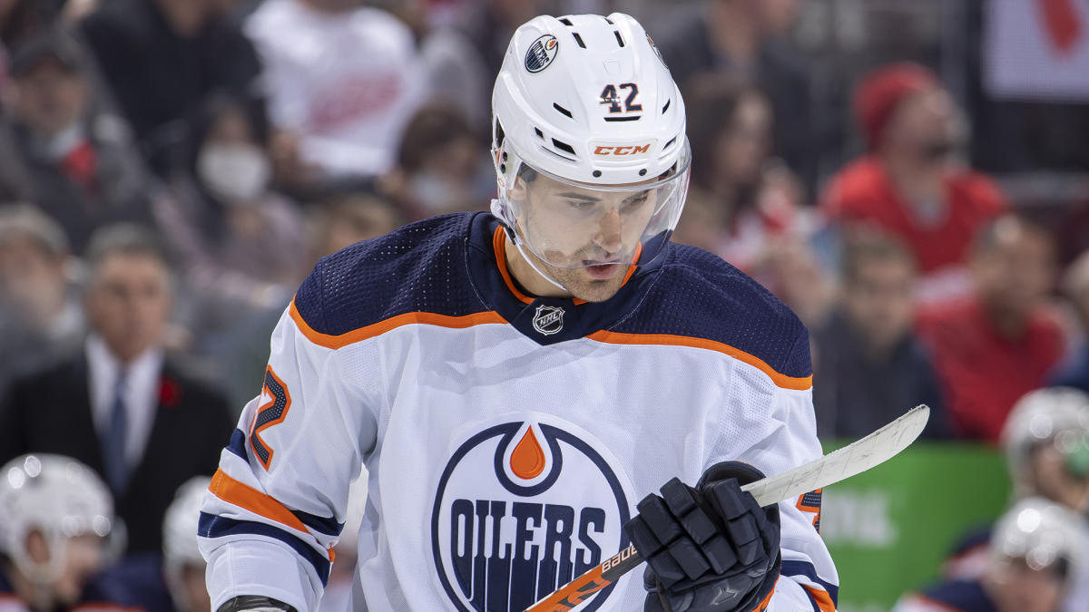 Edmonton Oilers on X: UPDATE: Brendan Perlini has cleared waivers &  has been assigned to the @Condors. / X