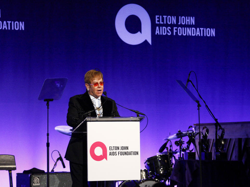 Elton John speaks at the Elton John AIDS Foundation's 17th annual "An Enduring Vision" benefit gala at Cipriani 42nd Street on Monday, Nov. 5, 2018, in New York. (Photo by Andy Kropa/Invision/AP)