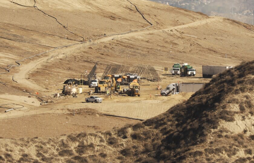 CASTAIC, CA - NOVEMBER 29: LAPD detectives have served a search warrant and are staging at Chiquita Canyon Landfill in Castaic looking for evidence in the October disappearance of West LA mom Heidi Planck, who vanished from an apartment building in downtown Los Angeles. Chiquita Canyon Landfill on Monday, Nov. 29, 2021 in Castaic, CA. (Al Seib / Los Angeles Times).