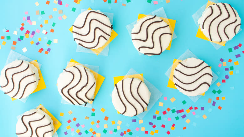 chocolate-striped snack cakes