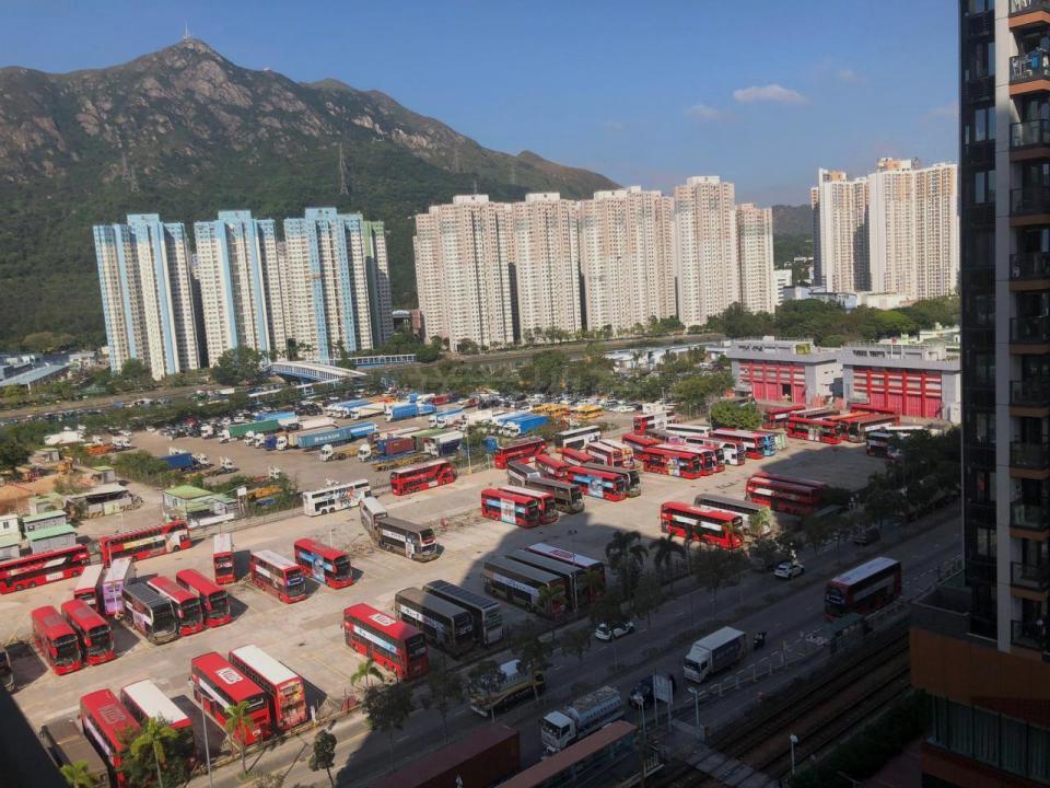 單位部分景觀望城巴車廠及附近一帶開揚市景。(代理提供)