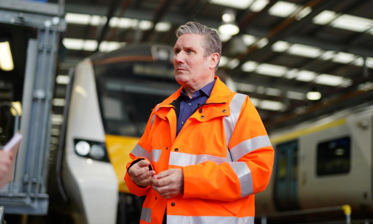 <span>Keir Starmer ‘needs to shed a few pounds’, Peter Mandelson told the Times Radio podcast How to Win an Election.</span><span>Photograph: Jordan Pettitt/PA</span>