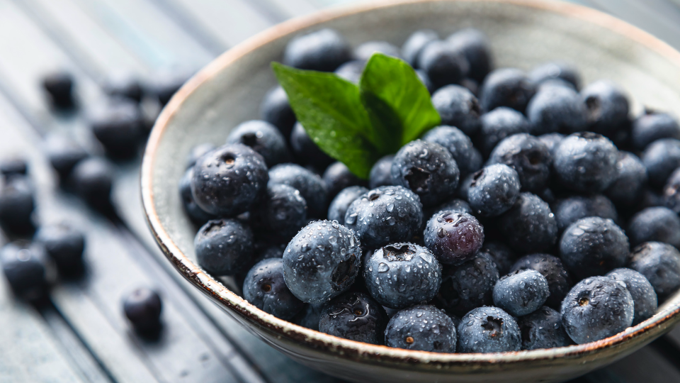 <p> Few fruits pack more of a nutritious punch than blueberries which are, of course, delicious when thrown onto pancakes or into a smoothie. As well as being high in fibre, they are rich in antioxidants called anthocyanins - of which there's <a href="https://www.ncbi.nlm.nih.gov/pmc/articles/PMC5613902/" rel="nofollow noopener" target="_blank" data-ylk="slk:evidence;elm:context_link;itc:0;sec:content-canvas" class="link ">evidence</a> that they can reduce the likelihood of conditions such as heart disease, cancer and diabetes. </p>