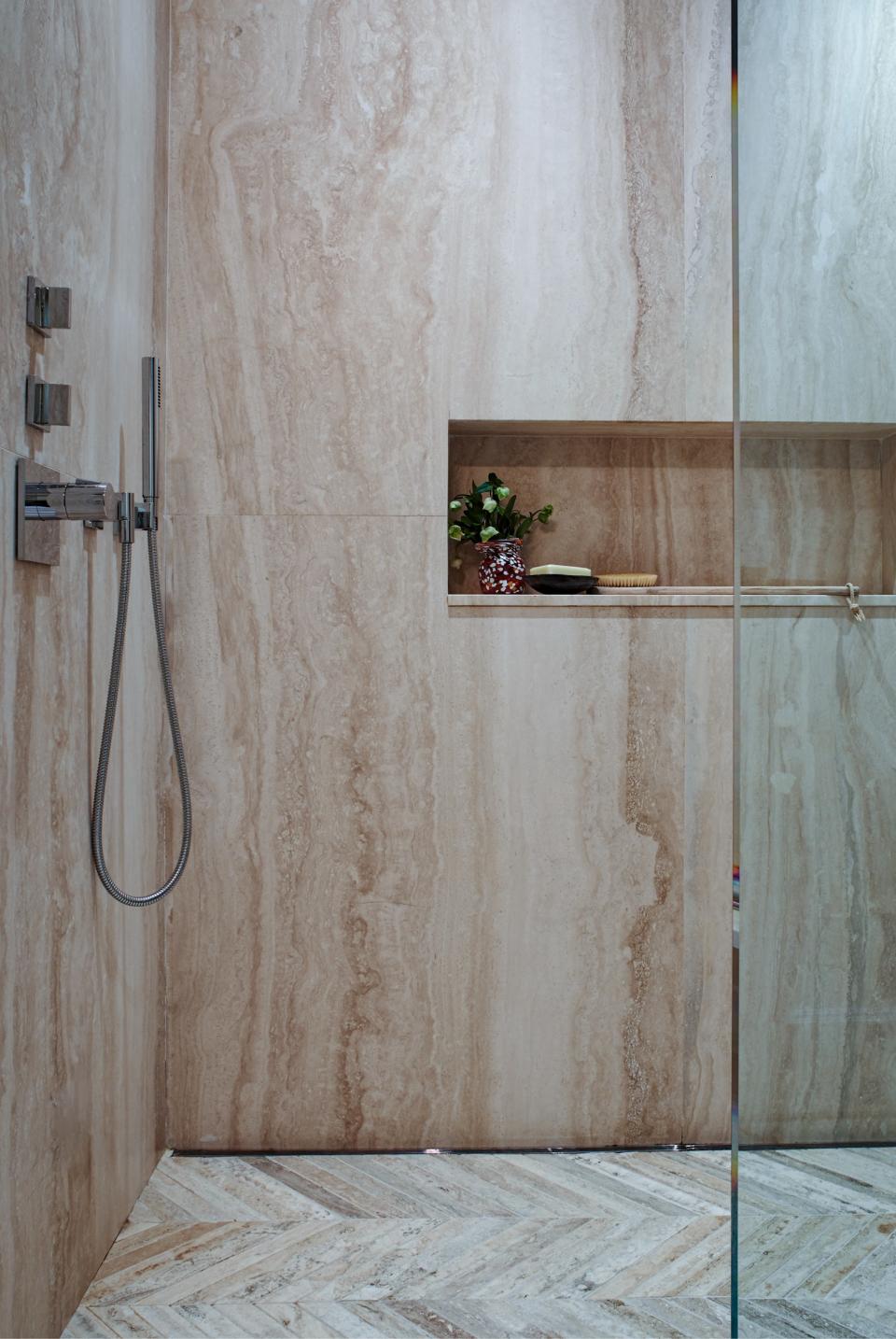 Envelop your shower in stone