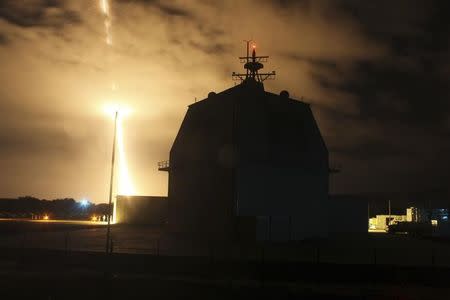 The Missile Defense Agency conducts the first intercept flight test of a land-based Aegis Ballistic Missile Defense weapon system from the Aegis Ashore Missile Defense Test Complex in Kauai, Hawaii, December 10, 2015. REUTERS/U.S. Missile Defense Agency/Leah Garton/Handout via Reuters