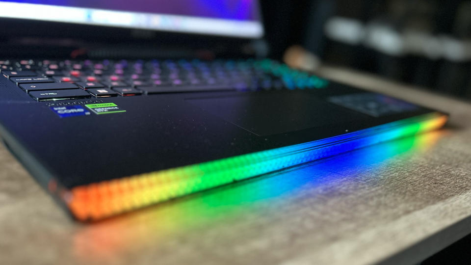 MSI Raider GE78 RGB light bar close up