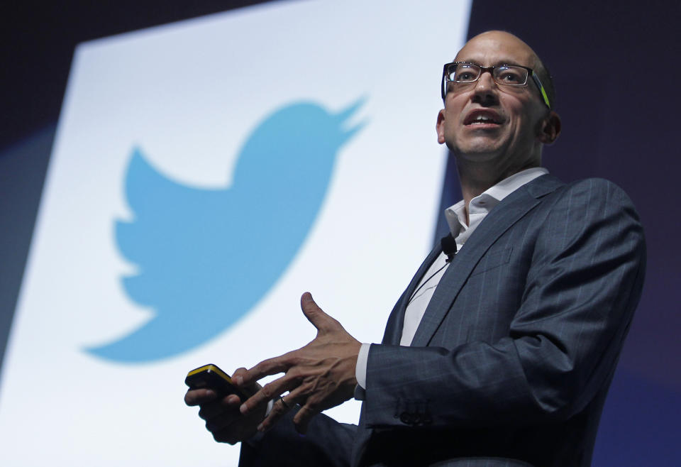 Twitter's CEO Dick Costolo gestures during a conference at the Cannes Lions in Cannes June 20, 2012. Cannes Lions is the International Festival of creativity.         REUTERS/Eric Gaillard (FRANCE - Tags: BUSINESS SCIENCE TECHNOLOGY)