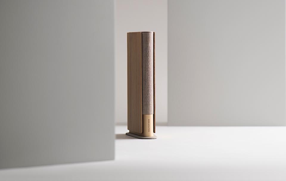 <p>With a design inspired by a book, Bang & Olufsen's Beosound Emerge is an impressively slim and full-featured speaker.</p>
