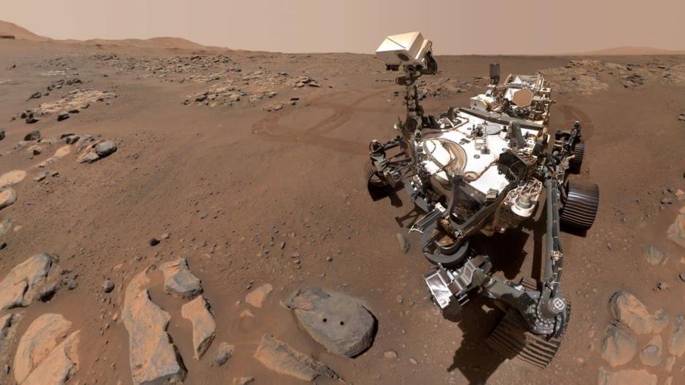 The Perseverance Mars rover takes a selfie as it looks at the “Rochette” rock, the first rock successfully sampled by the rover (NASA/JPL-Caltech/MSSS)