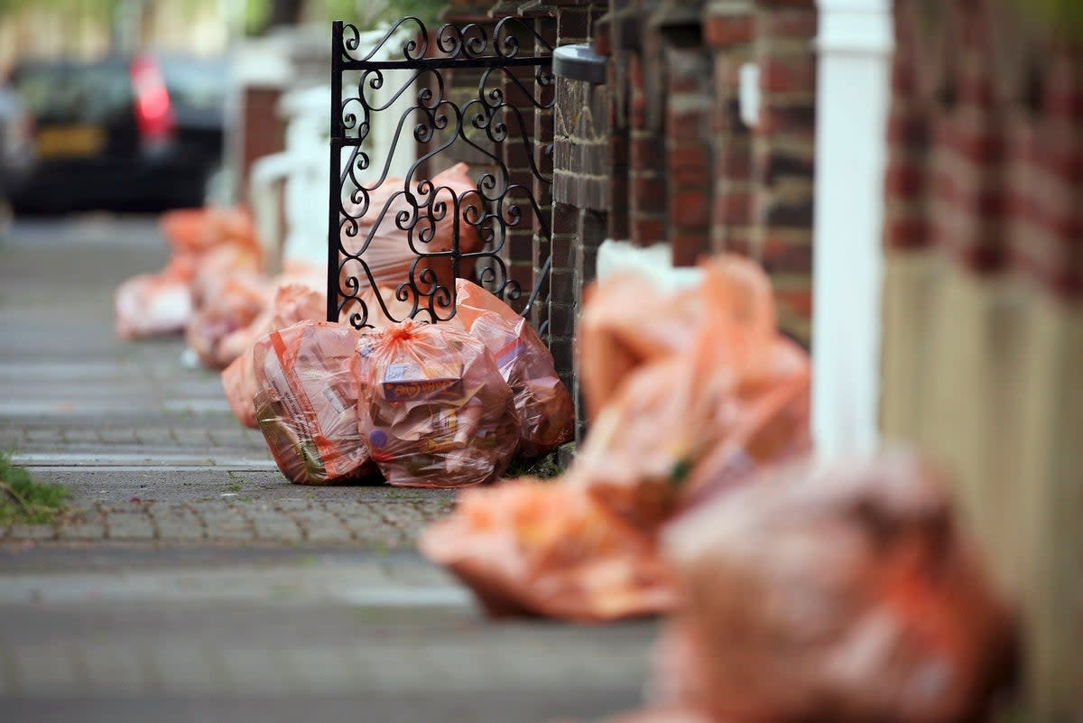 A Londoner was fined £400 for putting her bins out on the wrong day. (Getty Images)