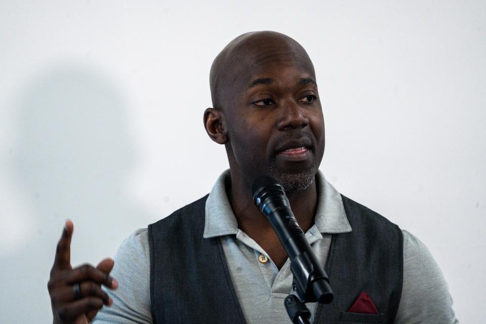 Google Ads Responsibility Officer Dale Allsopp speaks during a TechWise event on Thursday, April 13, 2023, at DMACC Urban Campus in Des Moines, Iowa. 